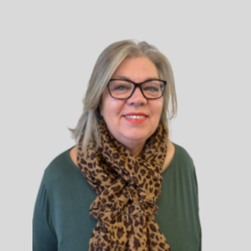 Gray and Orange Simple LinkedIn Profile Picture (3)