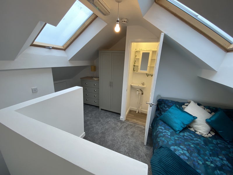 Holllings Street Bedrooms