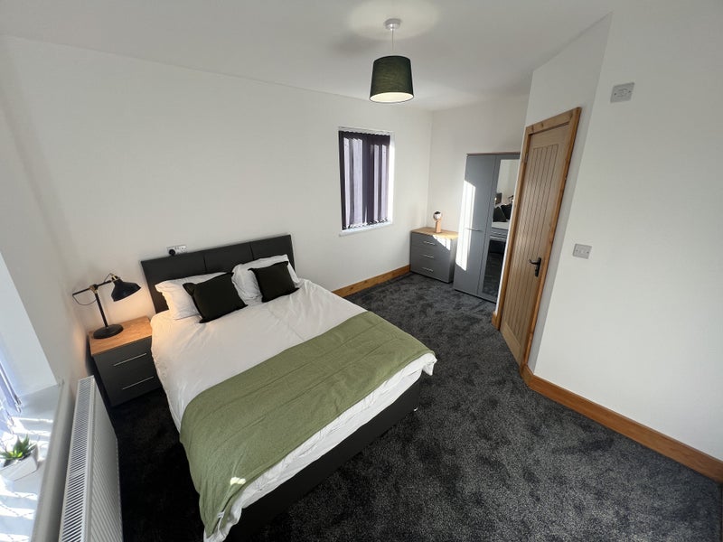 Nile Street Room 2
