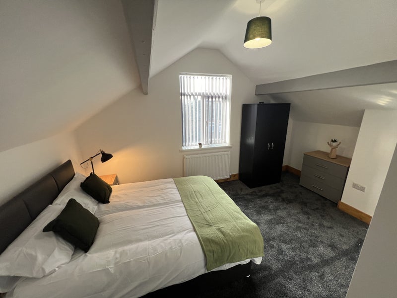 Nile Street Room 4