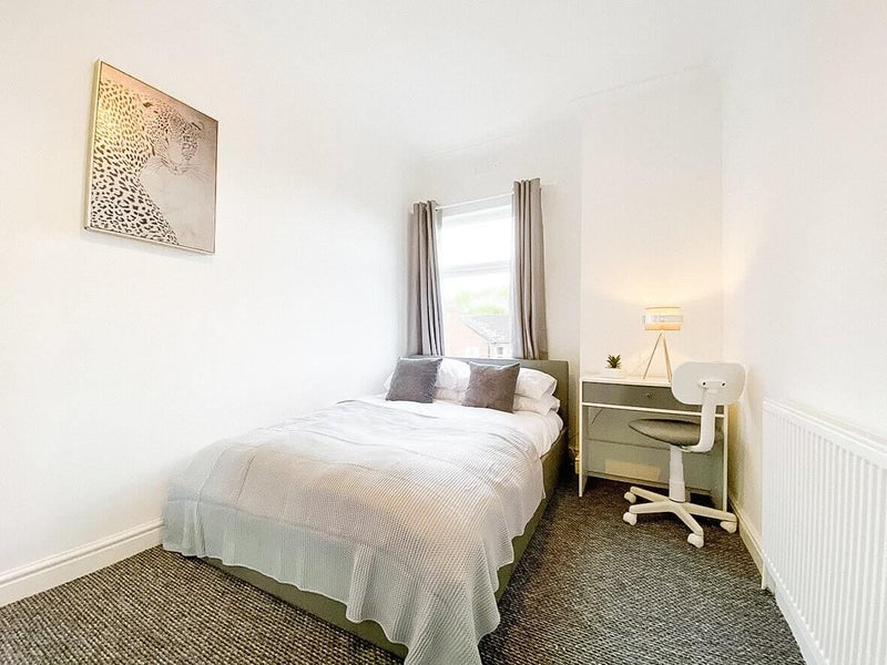 Dominic Street Room 4